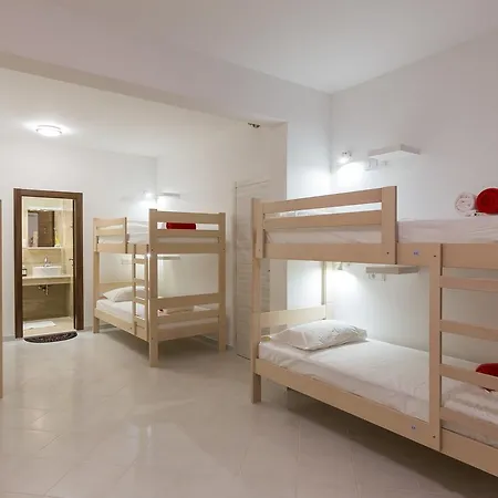Free Bird (adults Only) * Dubrovnik