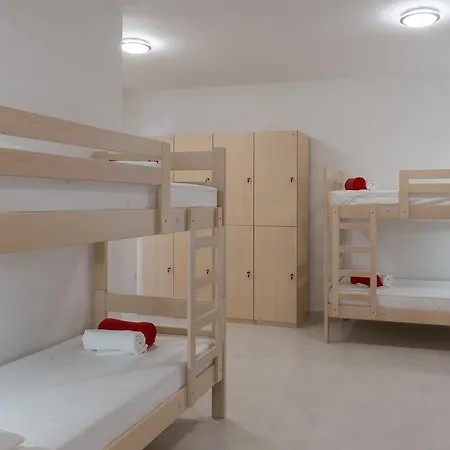 Free Bird (adults Only) Dubrovnik